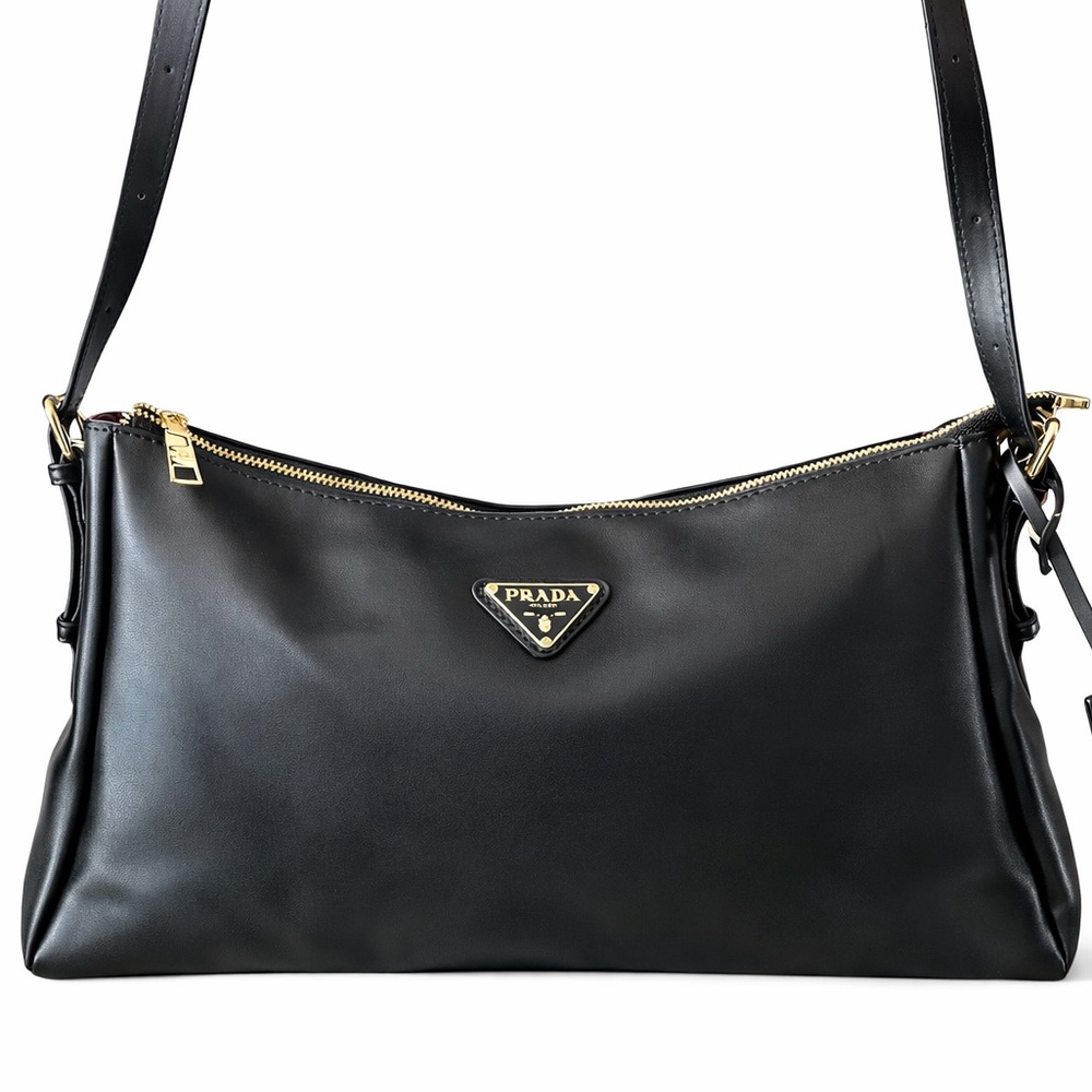 Black Leather Shoulder Bag - Picture 13 of 14